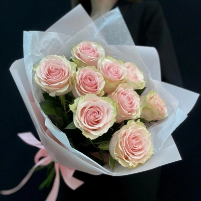 Букет из 9 розовых роз – нежность в каждом лепестке Чаплыгин Липецкая область