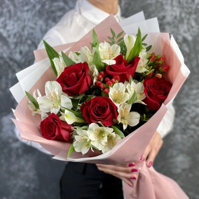 Букет «Нуар» – контраст страсти и нежности Чаплыгин Липецкая область