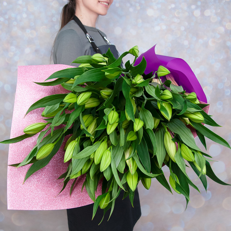 Изысканный букет из 15 свежих лилий – королевский подарок Чаплыгин Липецкая область