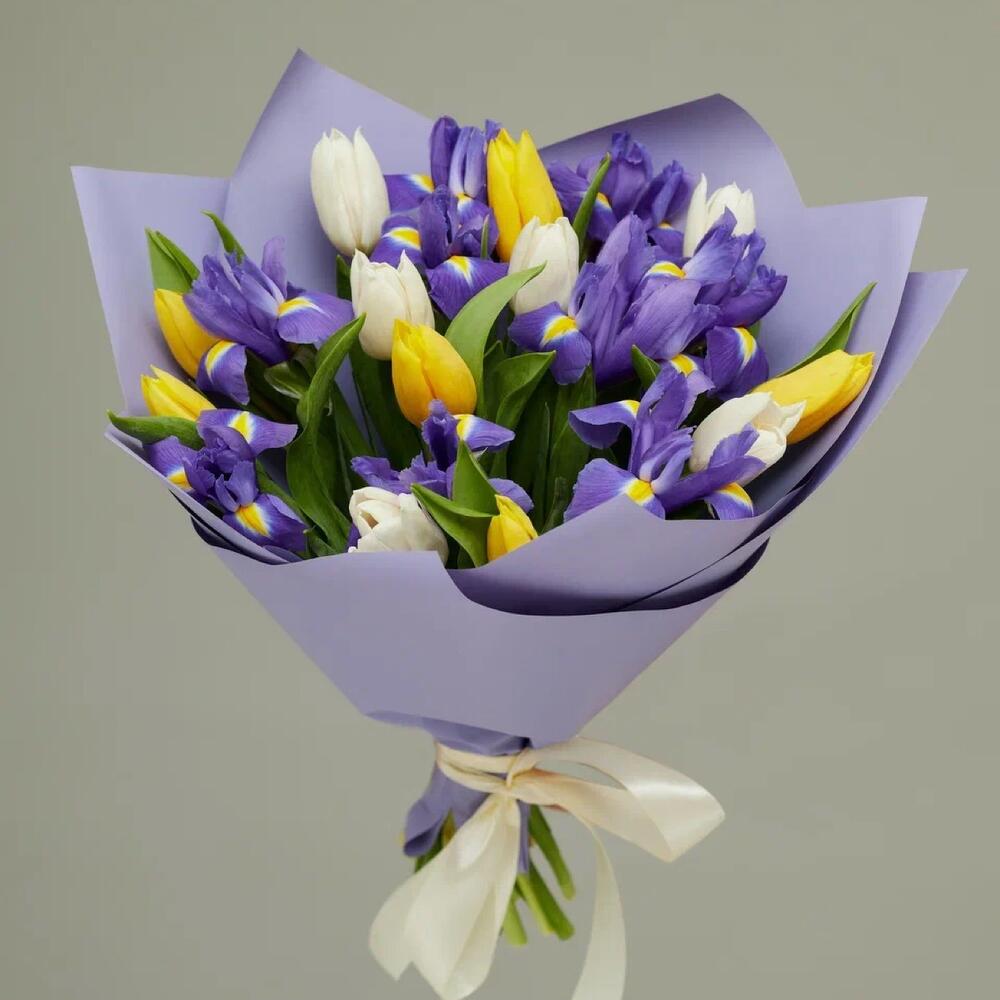 Букет из ирисов и тюльпанов «Весна» Чаплыгин Липецкая область