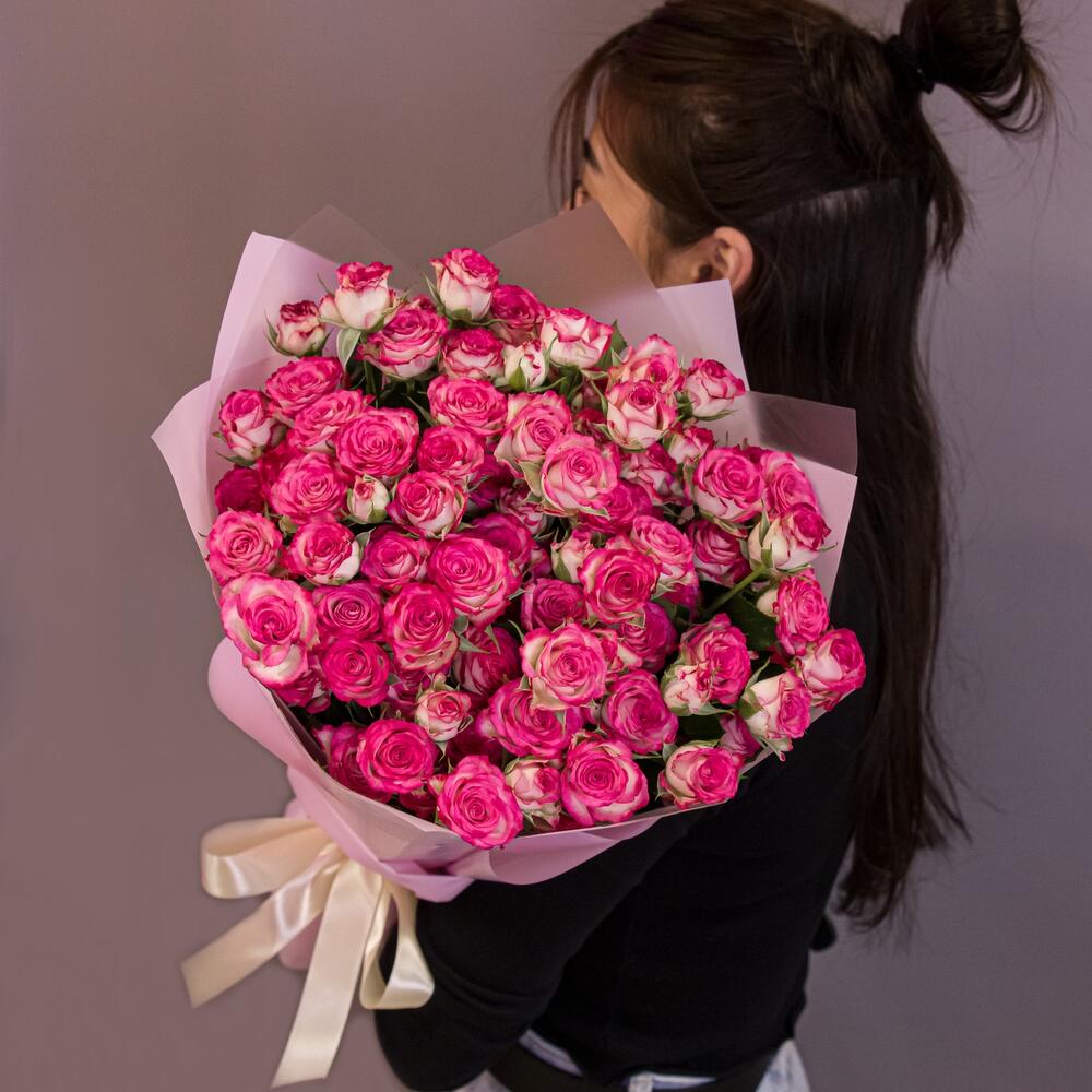 Букет «Розовый бум» – пышные кустовые розы в нежно-розовых тонах Чаплыгин Липецкая область