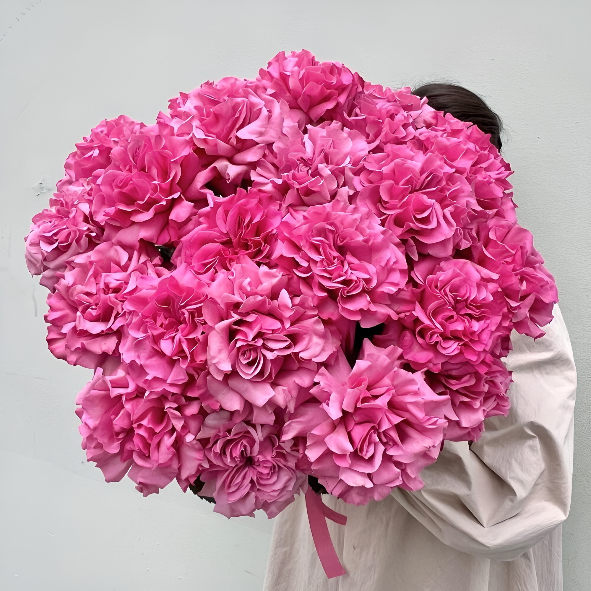 Роскошный букет из пионовидных роз – королевский подарок Чаплыгин Липецкая область