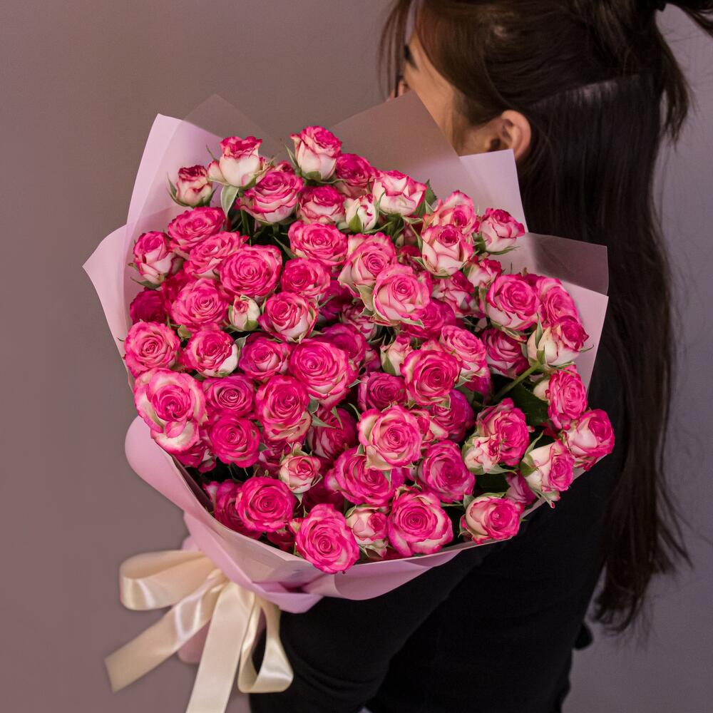 Букет «Розовый бум» – пышные кустовые розы в нежно-розовых тонах Чаплыгин Липецкая область