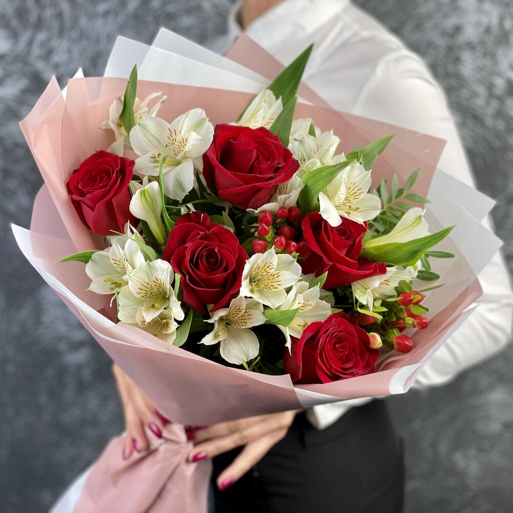 Букет «Нуар» – контраст страсти и нежности Чаплыгин Липецкая область