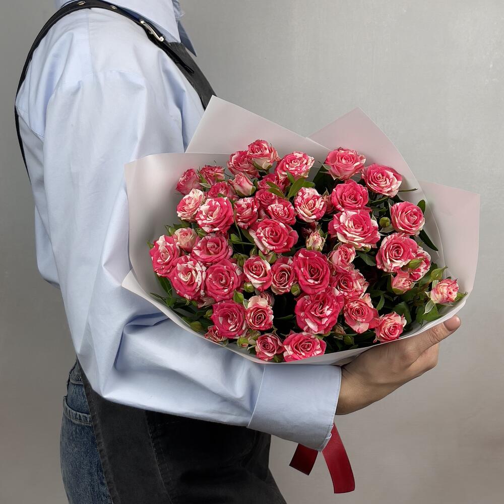 Букет «Фейерверк» – 9 пышных кустовых роз в огненной палитре Чаплыгин Липецкая область