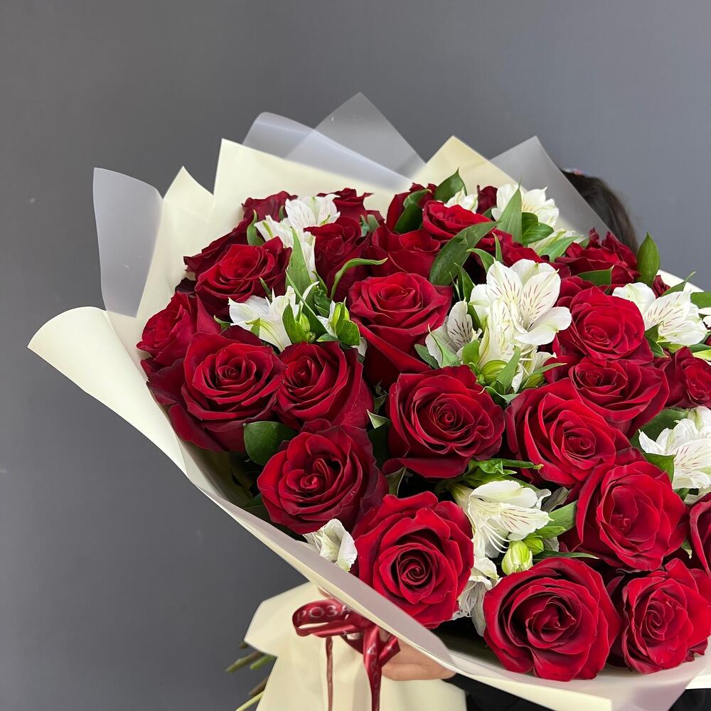 Букет «Танец любви» – гармония страсти и нежности в каждом лепестке Чаплыгин Липецкая область